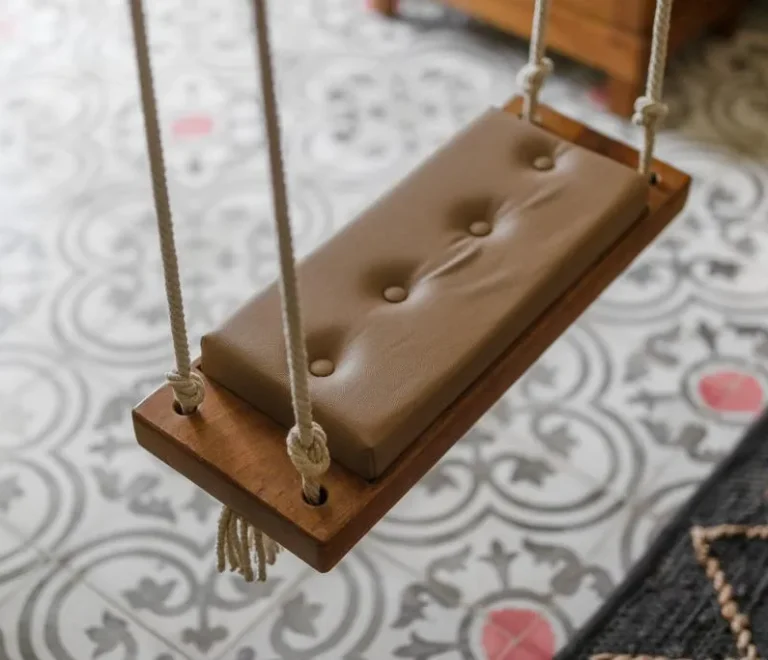 Amelie-Chic-European-Bliss