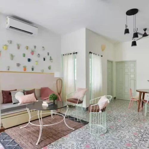 Amelie-Chic-European-Bliss