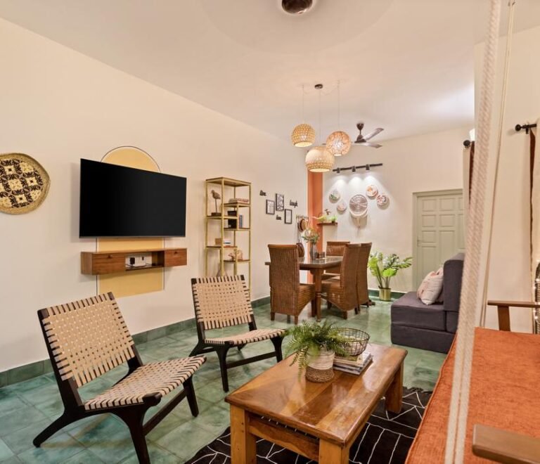 LD01-–-La-Boheme-Bohemian-Cozy-Haven