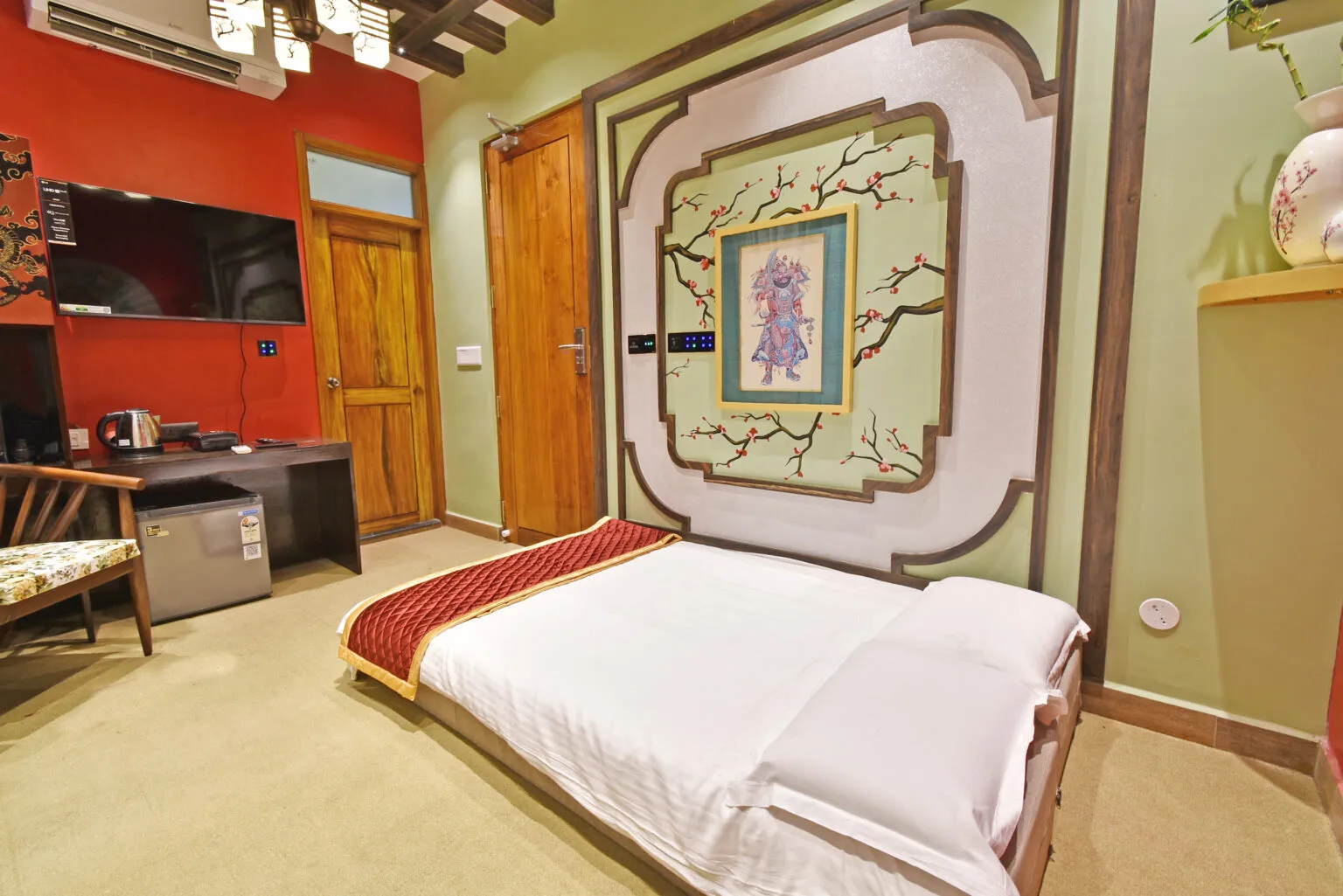 Room-203-–-Edo-Elegance-Japanese-Heritage-Hideaway-2-1536x1025