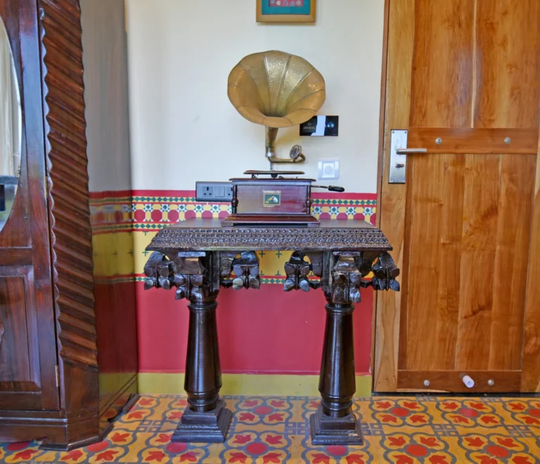 Room-304-–-Heritage-Haven-The-Chettinad-Suite