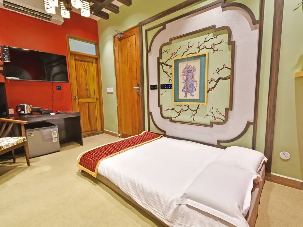 Edo Elegance: Japanese Heritage Hideaway